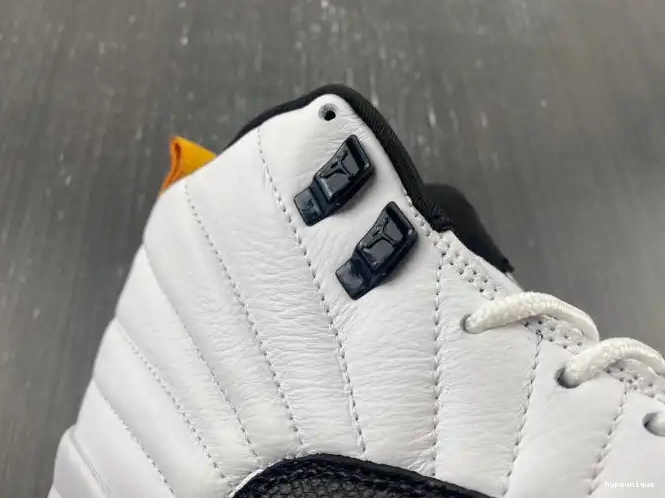 HYPE Years Air Jordan in China 25 DR8887-100 12 0608